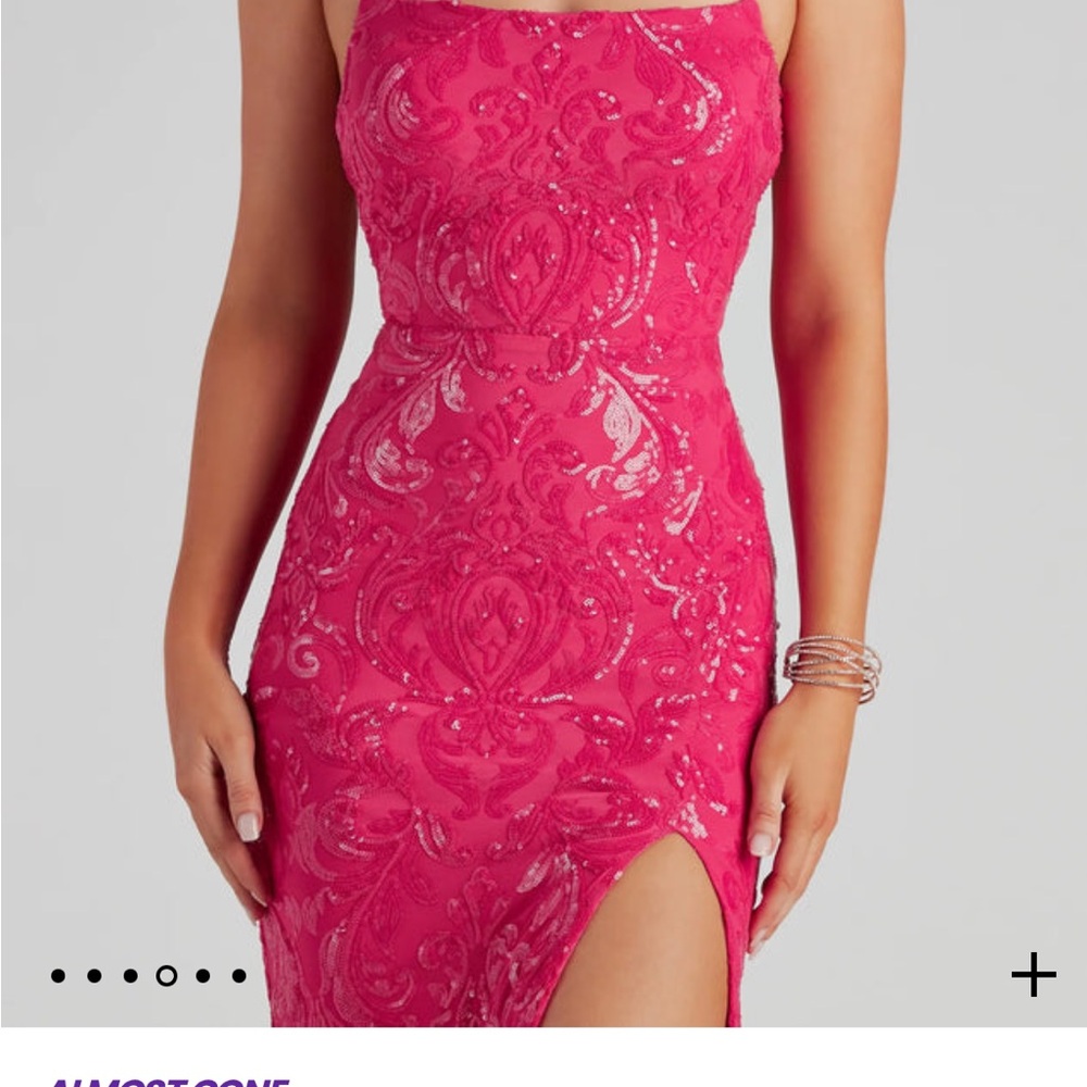 Elegant Pink Lace Dress